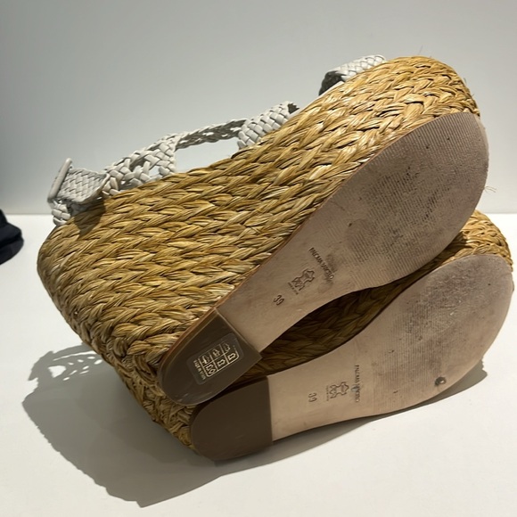 Paloma Barcelo white wedges. Beautiful and comfortable. - Picture 4 of 4